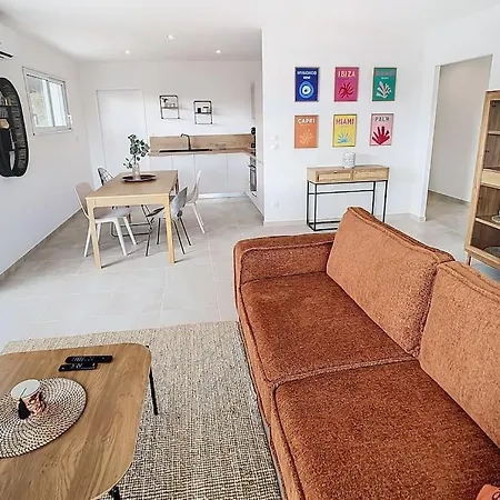 6 Personnes Proche Et Forêt