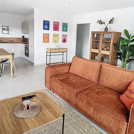 6 Personnes Proche Et Forêt Hébergement de vacances *