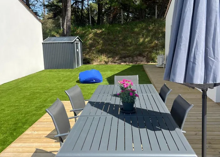 6 Personnes Proche Et Forêt * Saint-Jean-de-Monts